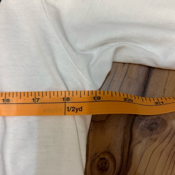 Queen Offical 2019 Merch - Picture 4 of 5